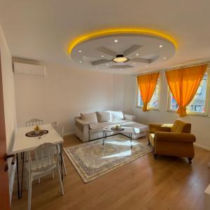 Greenside Apartment 4