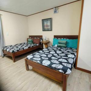 Studio Condo near Burnham