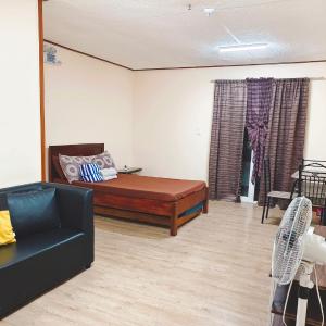 Cozy Condo near Burnham