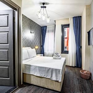 Deluxe Double Room 4