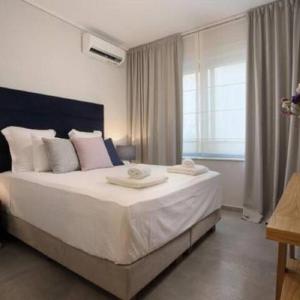 LeGeo-Luxurious Athenian Apartment