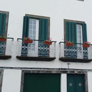 Casa das Floreiras - City Center Apartment