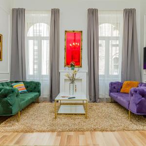 W17Elegant Inner City Apt w/King bed&Friendly Host