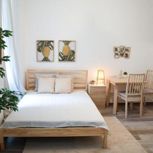 Buda Central Mini Studios