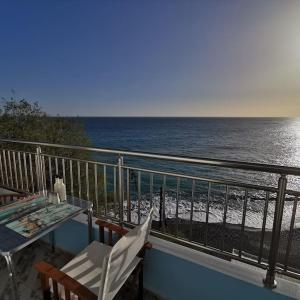 Amazing house Erato in front of the Sea - South Creta