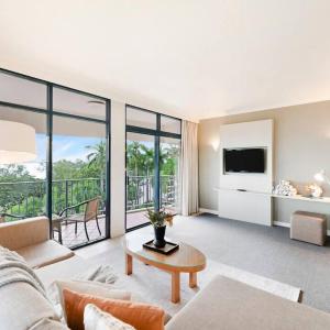 Corner Balcony Suite on the Esplanade with Pool