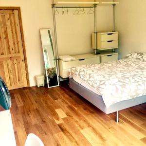 Waterloo Central London - Private Rooms in Shared Apartment