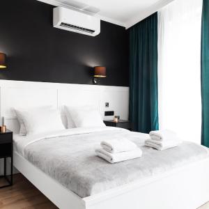 HOUSEHOST Apartments: Miodowa 42/12b Street