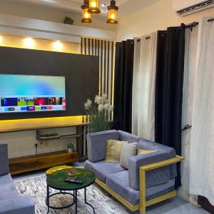 Emefa Room1