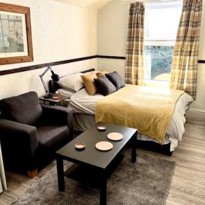 RESERVOIR LODGE
