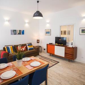 Lisbon typical and cosy apartment