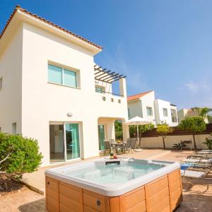 Villa Ivy