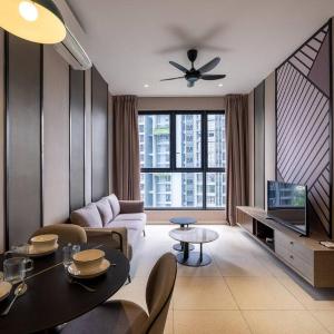 Millerz Square by Feel home Free Bus to Mid Valley KL Sentral
