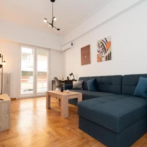 Contemporary Chic Apartment in the Heart of Athens