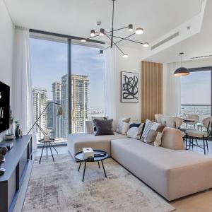 STAY BY LATINEM Luxury 2BR Holiday Home W3104 near Burj Khalifa