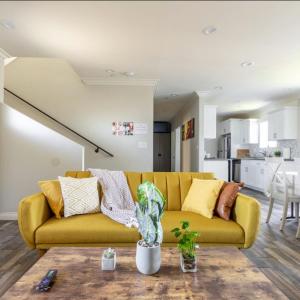 Cheerful 5BR house with parking near USC