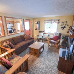 Lodgepole Condo Unit 5