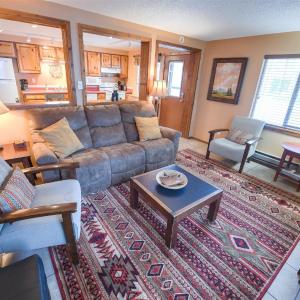 Trapper Condo Unit 5