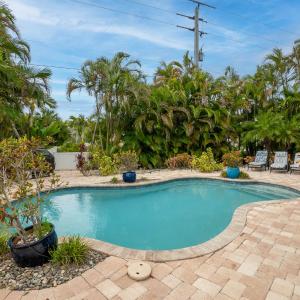 Kai Blue 4 bed and 2 and half bath elevator & private pool