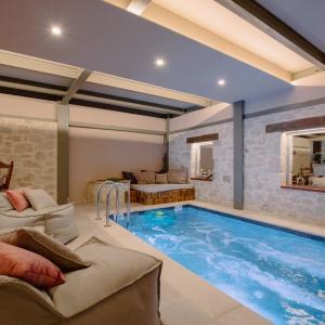 CARPE DIEM HOTEL
