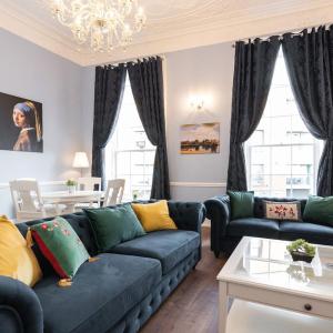 4 Poster Luxury Georgian Apartment