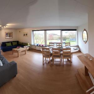 Family Friendly Apt B, 900m to Lego House, parking, Legoland, Lalandia