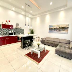 Amazing Swedish 3 ROOMS Apartment in the City Center