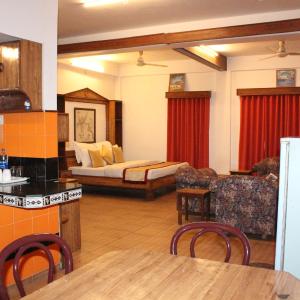 Hotel Birds View Kasauli