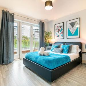 City Centre Apartment - Balcony - Netflix - Park Facing 38AKW