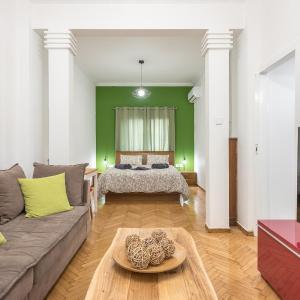 Stylish Luxury Apartment at Ampelokipi Metro Station