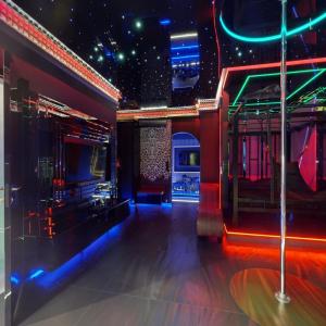 No Limits House - Apartament BDSM Glamour