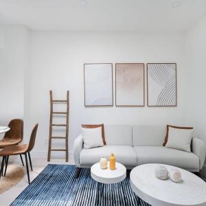 48-5RW 1BR Apartment in Midtown West W D