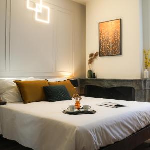 Mazzini's Rooms - 150 m from Piazza Grande & Duomo