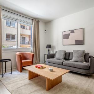 Blueground El Putxet i el Farró fully furnished BCN-133