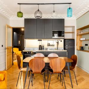 Stylish apartment in the heart of Paris