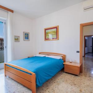 GuestHost - Cadelpiero Apt - near the University