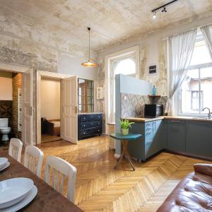 BudapeStayz - Weiner Apartments