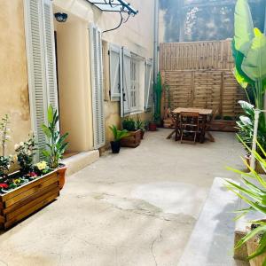 Le Séduisant T2/terrasse, Notre Dame de la Garde