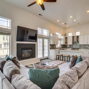 5 Mi to Downtown Reno Home with Lake Access!