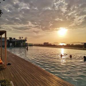 Jom Summer Suite - Sutera Avenue
