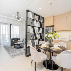 Lavish 1BR Apartment at Summer at Creek Beach, Dubai Creek Harbor by Deluxe Holiday Homes