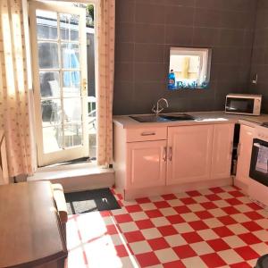 Aule Apartment