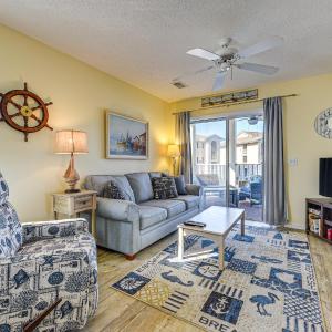 2 Blocks to Ocean North Myrtle Beach Condo!