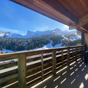 Apartment with balcony and superb view