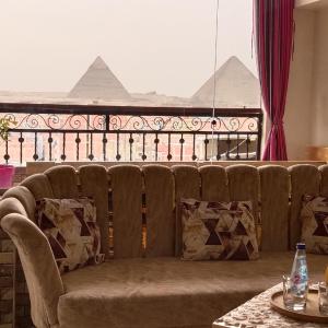 Giza Pyramids View Apartment