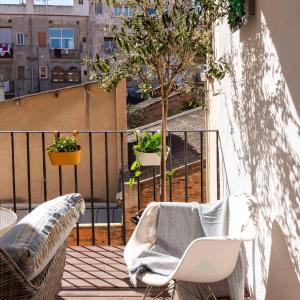 Enchanting 2 BR flat with terrace near Plaça Espanya