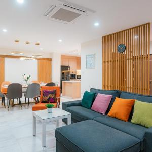 MODERN - CITY CENTER, Phrom Phong BTS, Em District, Terminal 21, MAX 14 People
