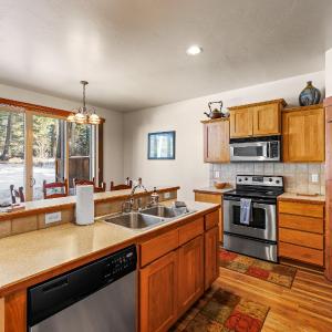 New - Golfers View - on Golf Course - Close to park and lake