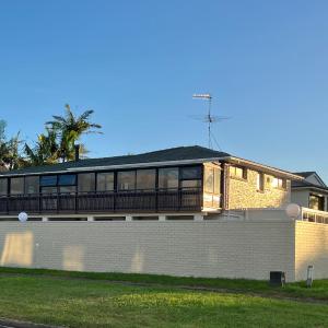 Cosy villa in North Shore minutes from CBD