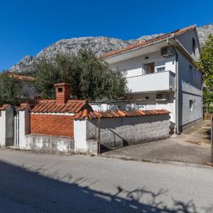 Apartments with parking space Podaca, Makarska - 6050